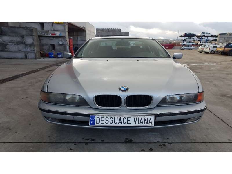 bmw serie 5 berlina (e39) del año 2001