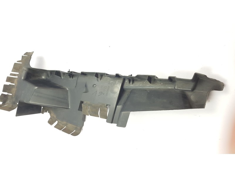 Recambio de moldura para peugeot 3008 1.6 hdi fap referencia OEM IAM 9670057980  
