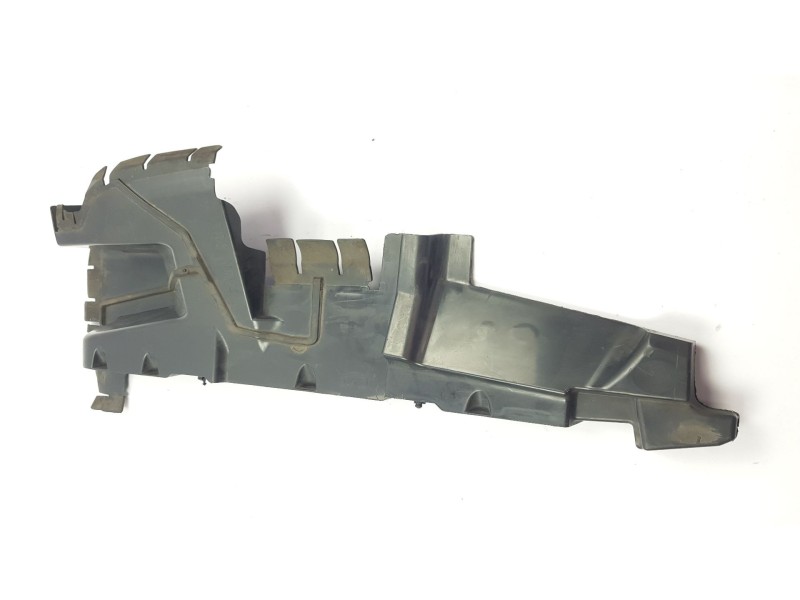 Recambio de moldura para peugeot 3008 1.6 hdi fap referencia OEM IAM 9670057980  