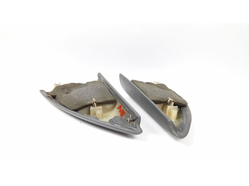 Recambio de molduras delanteras para mercedes-benz clase m (w163) 230 ml (163.136) referencia OEM IAM A1637250471  