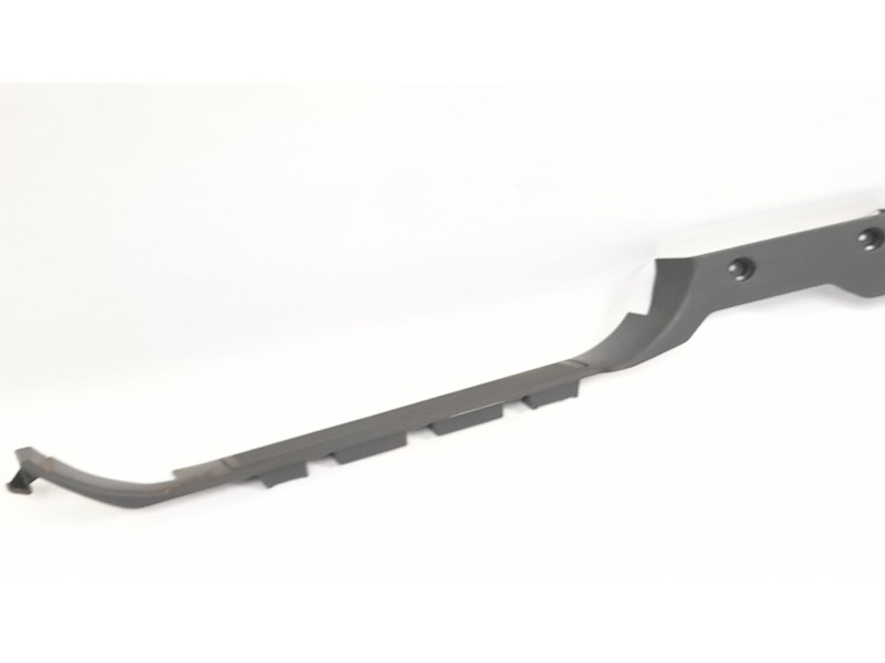 Recambio de moldura para mercedes-benz clase m (w163) 230 ml (163.136) referencia OEM IAM A1636860736  