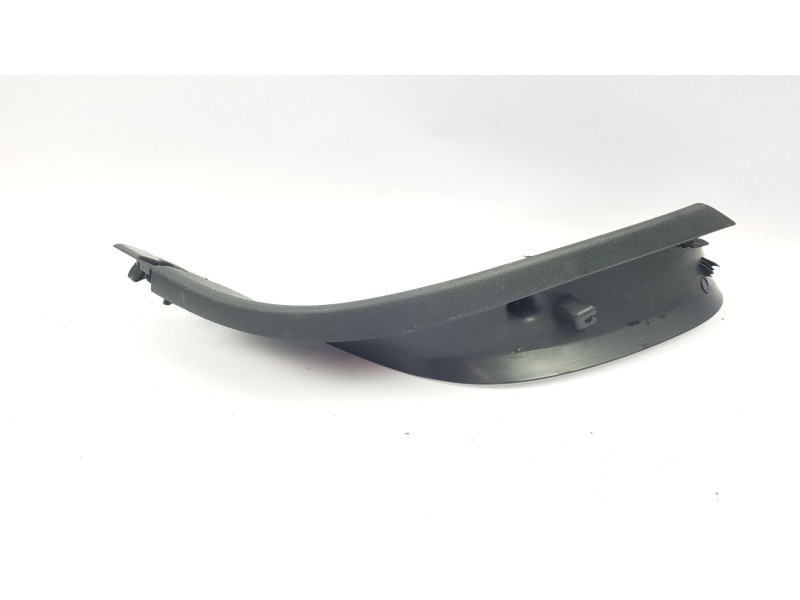 Recambio de moldura para peugeot 3008 1.6 hdi fap referencia OEM IAM 9684323877  