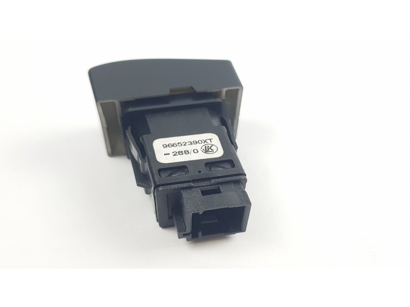 Recambio de interruptor para peugeot 3008 1.6 hdi fap referencia OEM IAM 96652390XT  