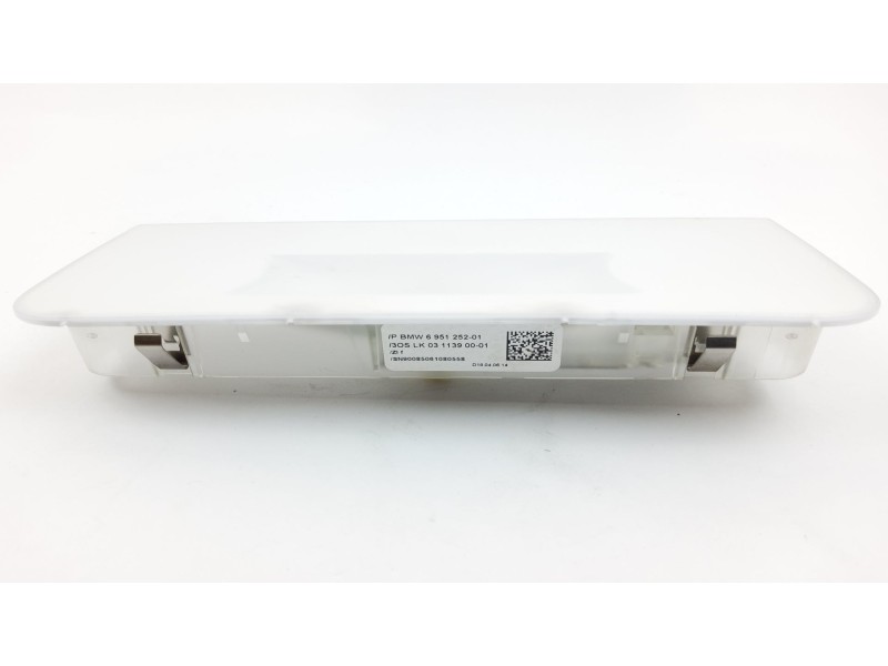 Recambio de luz interior para bmw serie 1 berlina (e81/e87) 120d referencia OEM IAM 6951252-01  