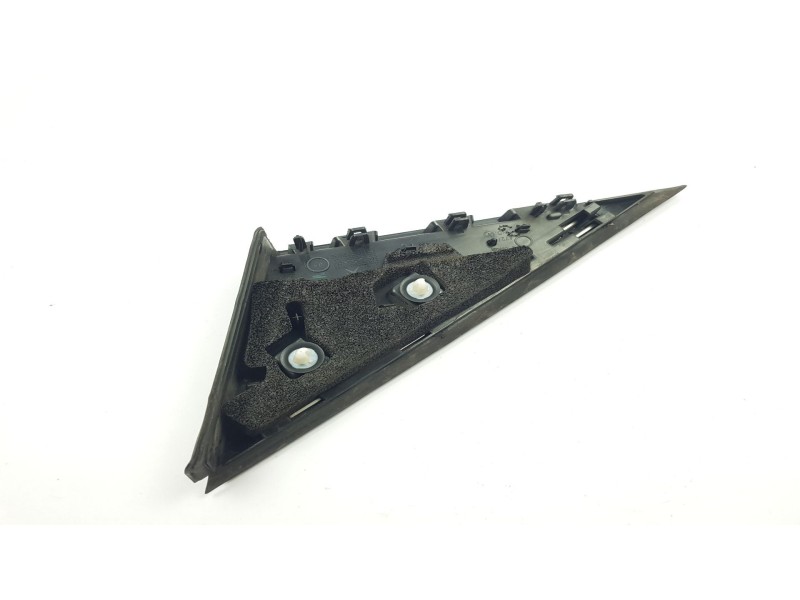 Recambio de molduras delanteras para peugeot 205 berlina 1.8 d referencia OEM IAM 968424321XY  9025 TO
