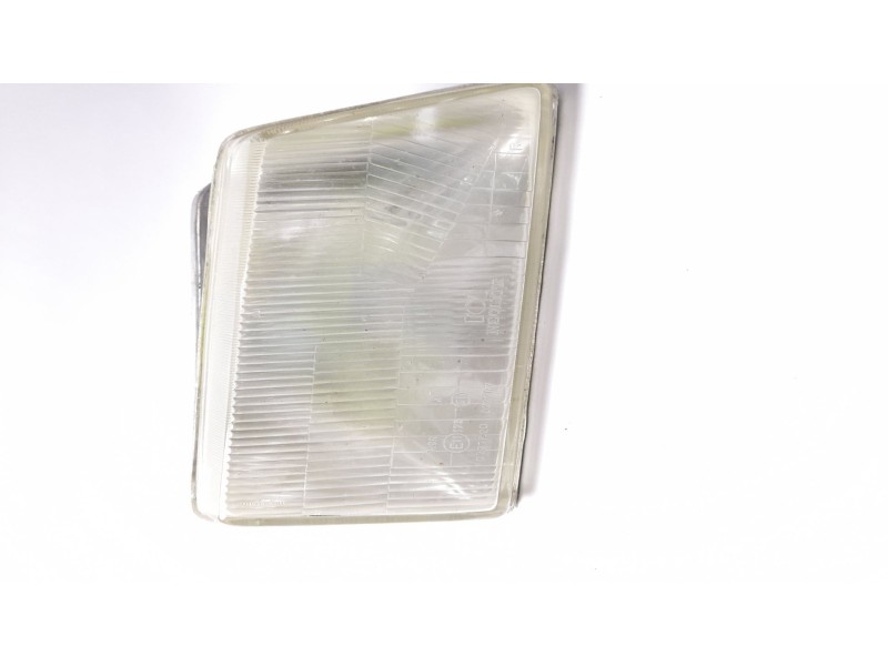Recambio de faro derecho para peugeot 205 berlina 1.8 d referencia OEM IAM 0277R20 0277R7 