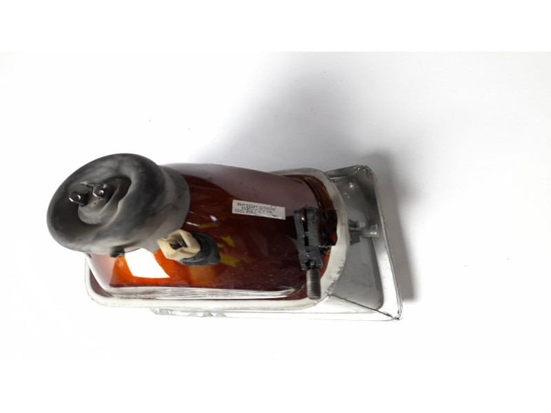 Recambio de faro derecho para peugeot 205 berlina 1.8 d referencia OEM IAM 0277R20 0277R7 