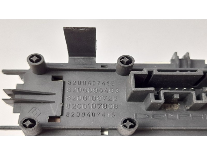 Recambio de warning para renault scenic ii 1.5 dci diesel referencia OEM IAM 8200407415  