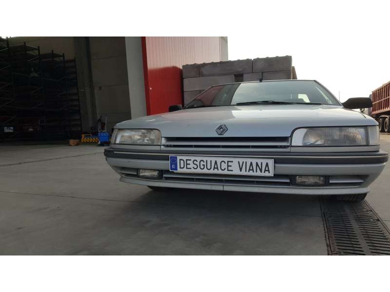 renault 21 sedán (l48_) del año 1990