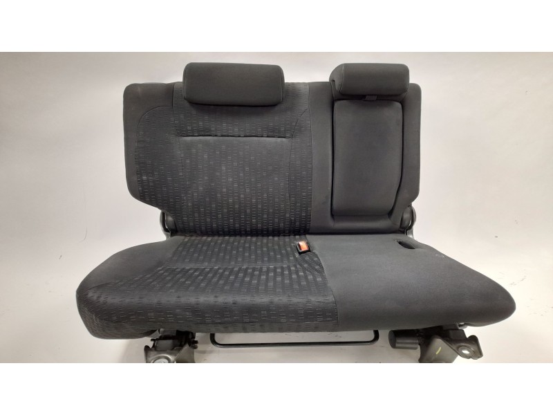 Recambio de asientos traseros derechos para honda cr-v (rd8) 2.2 ctdi referencia OEM IAM   