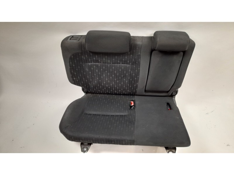 Recambio de asientos traseros derechos para honda cr-v (rd8) 2.2 ctdi referencia OEM IAM   