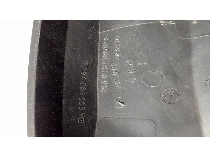Recambio de molduras delanteras para mercedes sprinter 3,5-t furgón (906) 316 cdi referencia OEM IAM A9066902662  