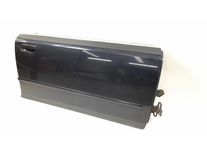 Recambio de puerta delantera derecha para audi a4 avant (8e) 1.9 tdi referencia OEM IAM 8E0831052  