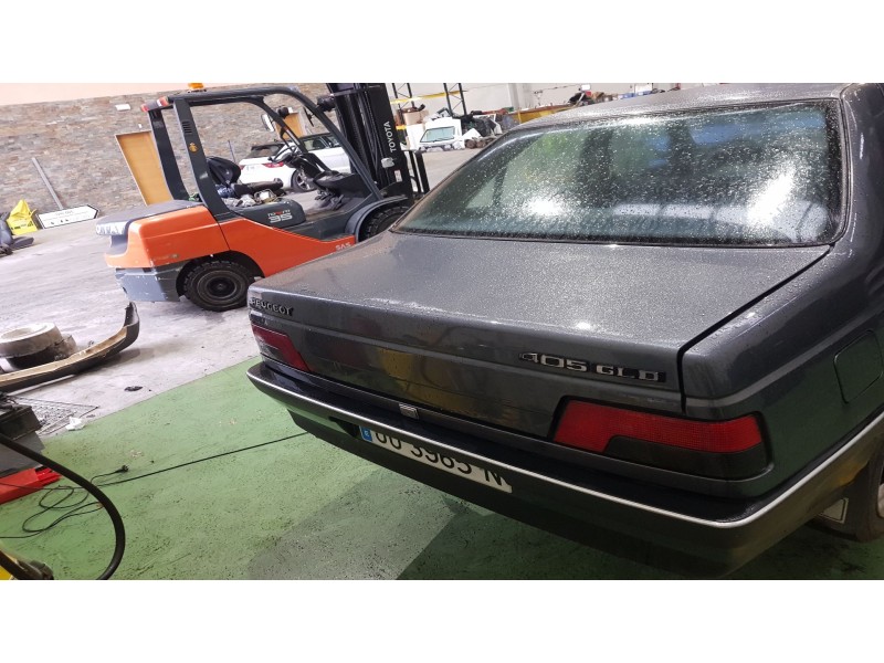 peugeot 405 berlina del año 1987