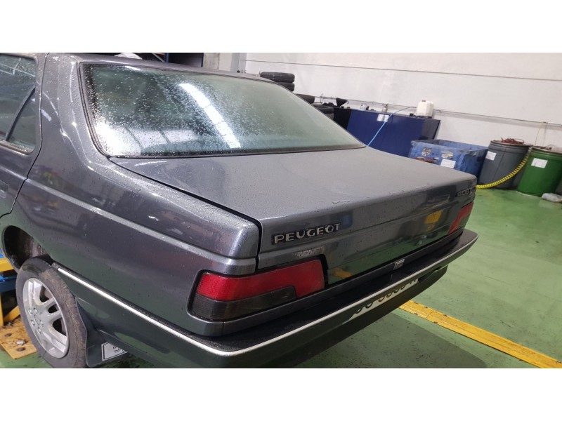 peugeot 405 berlina del año 1987