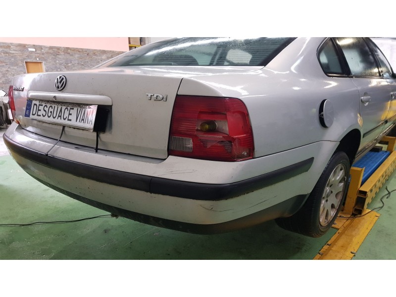 volkswagen passat berlina (3b2) del año 1996