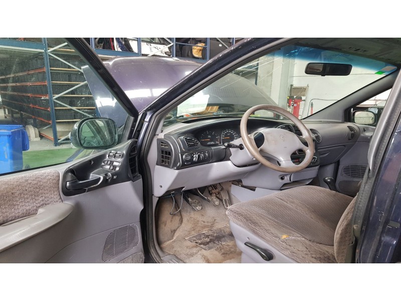 chrysler voyager (gs) del año 1995