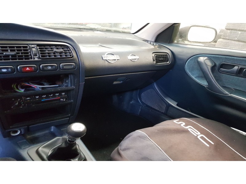 nissan primera berl./familiar (p10/w10) del año 1990
