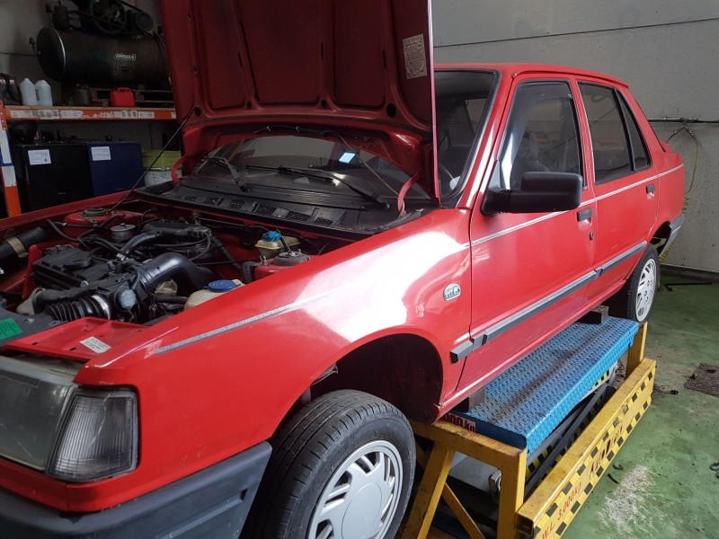 peugeot 309 ii (3c, 3a) del año 1989