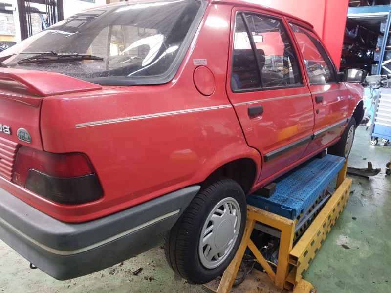peugeot 309 ii (3c, 3a) del año 1989