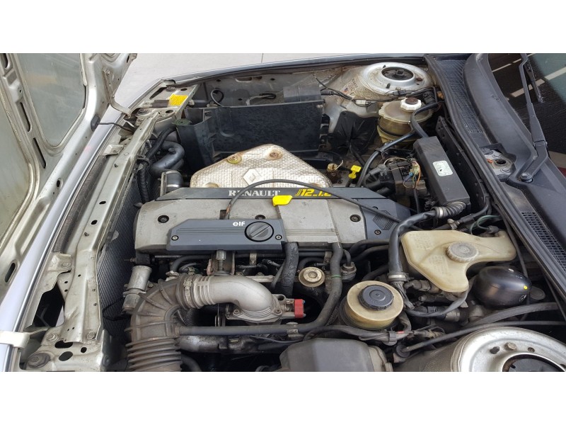 renault 21 sedán (l48_) del año 1990