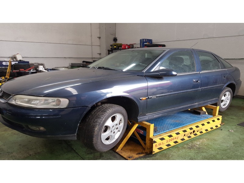 opel vectra b fastback (38_) del año 1997