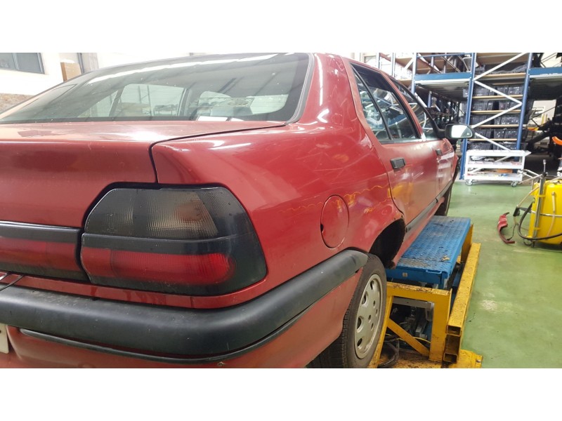 renault 19 i chamade (l53_) del año 1989