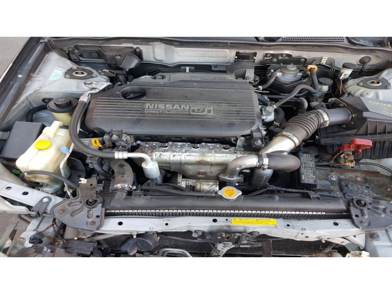 nissan almera ii hatchback (n16) del año 2000