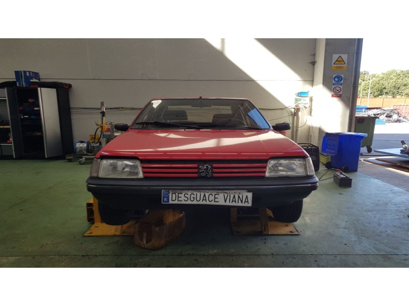 peugeot 205 furgón del año 1983