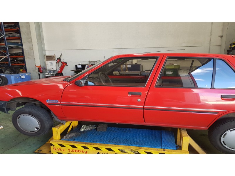 peugeot 205 furgón del año 1983