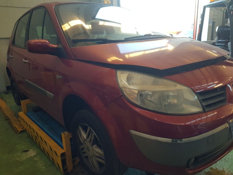 renault scenic ii del año 2003
