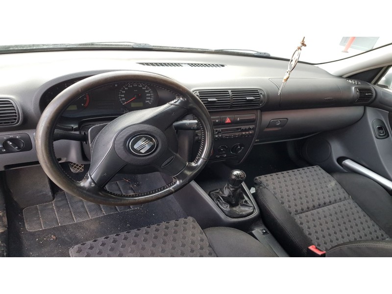 seat leon (1m1) del año 2000