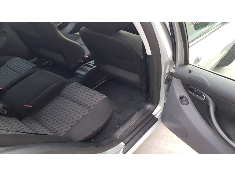 seat leon (1m1) del año 2000