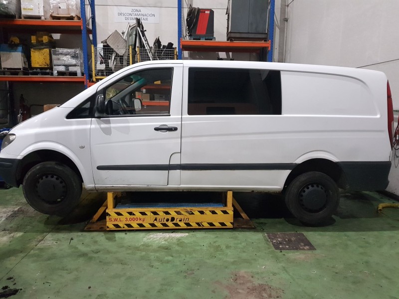 mercedes-benz vito / mixto furgón (w639) del año 2003