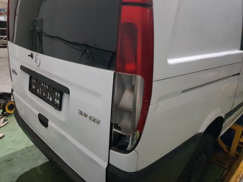 mercedes-benz vito / mixto furgón (w639) del año 2003