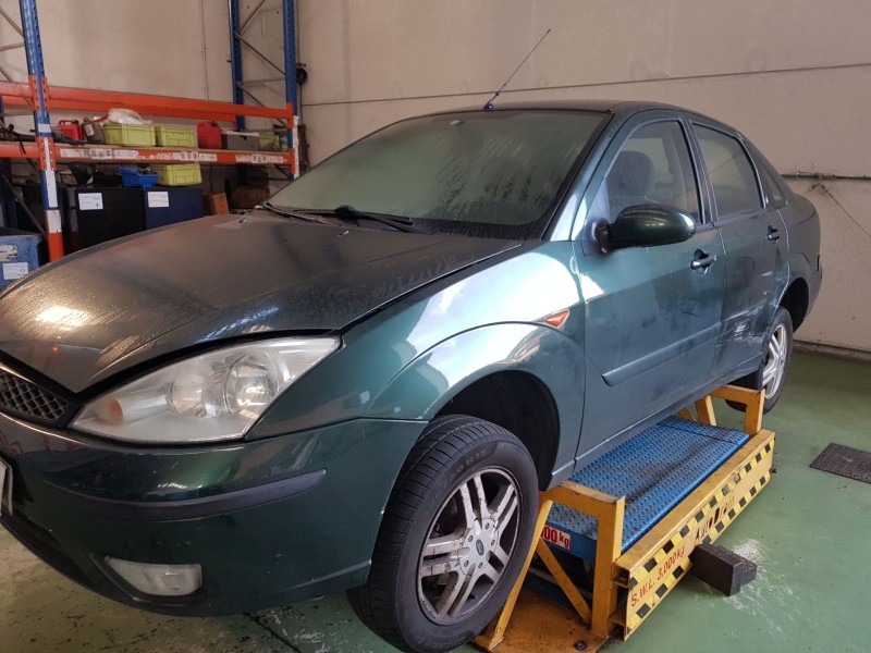 ford focus sedán (dfw) del año 2002