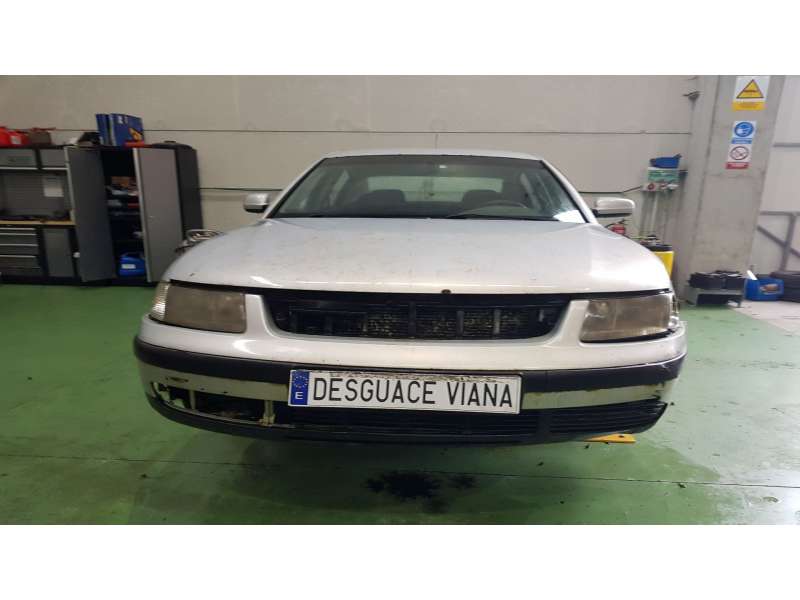 volkswagen passat berlina (3b2) del año 1999