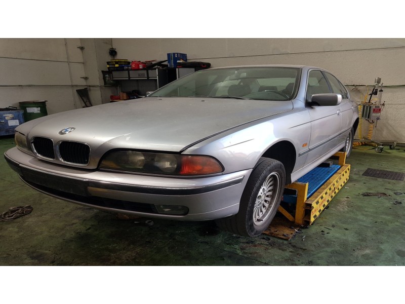 bmw serie 5 berlina (e39) del año 1996