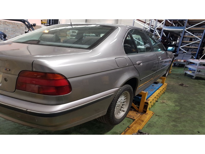 bmw serie 5 berlina (e39) del año 1996