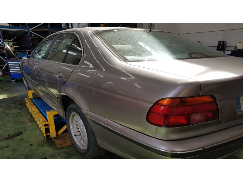 bmw serie 5 berlina (e39) del año 1996