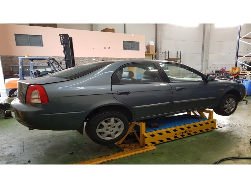 kia shuma ii sedán (fb) del año 2001