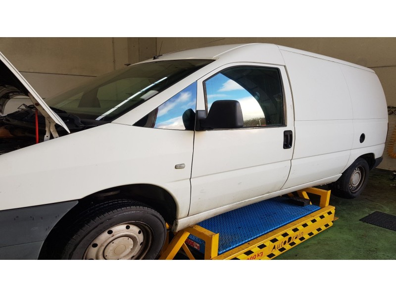 peugeot expert furgón (222) del año 2000