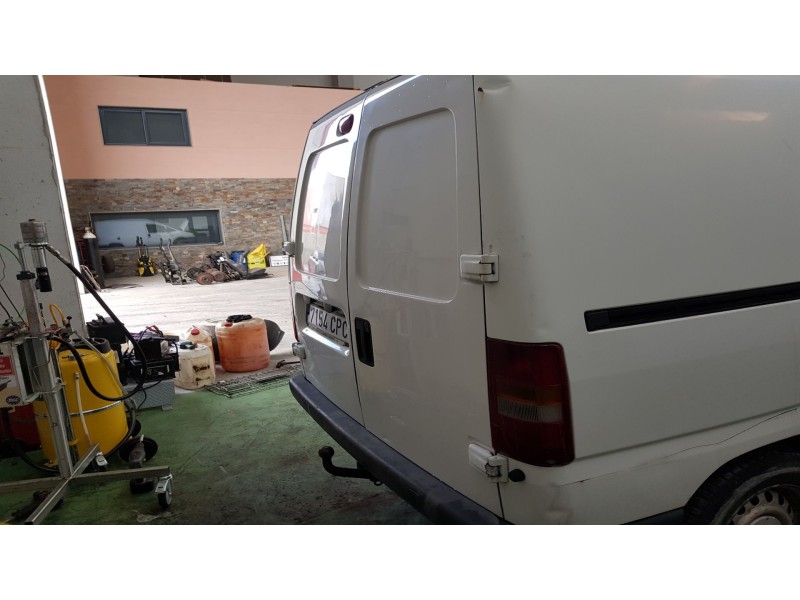 peugeot expert furgón (222) del año 2000
