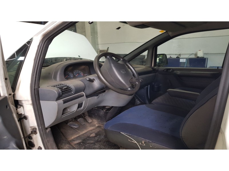 peugeot expert furgón (222) del año 2000