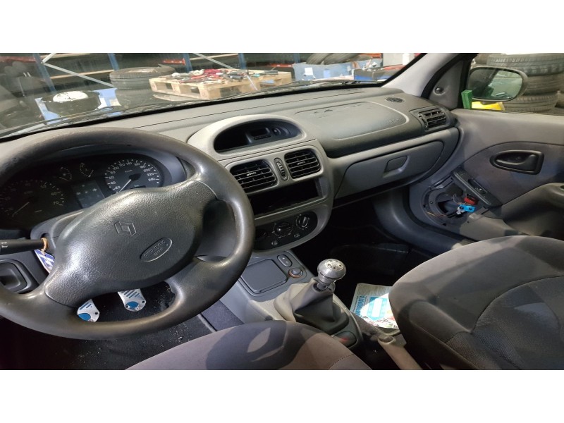 renault clio ii fase i (b/cbo) del año 1998