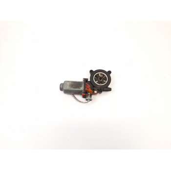 MOTOR ELEVALUNAS DELANTERO DERECHO 