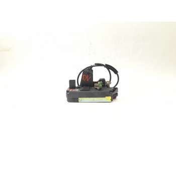CERRADURA PUERTA TRASERA DERECHA 90503996 