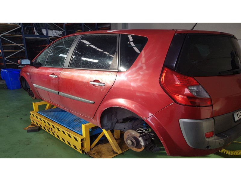 renault scenic ii del año 2003