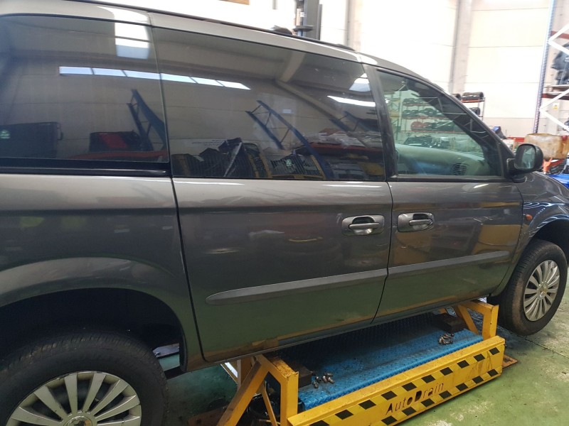 chrysler voyager (rg) del año 2001