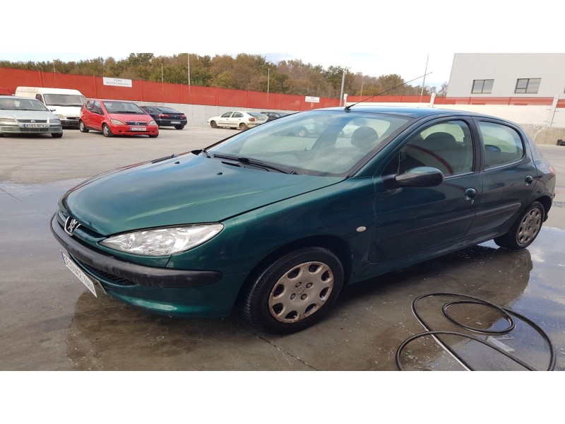 peugeot 206 berlina del año 1998